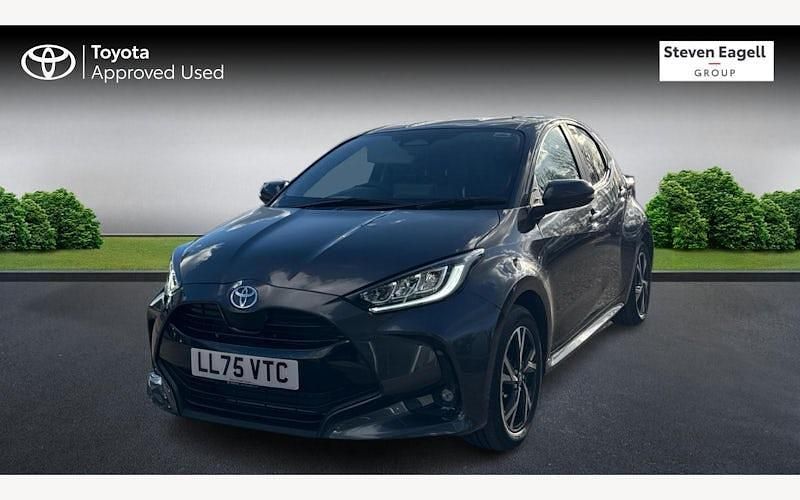 Used Toyota Yaris Hybrid Design 116 HP (85 kW) 2026 Hatchback