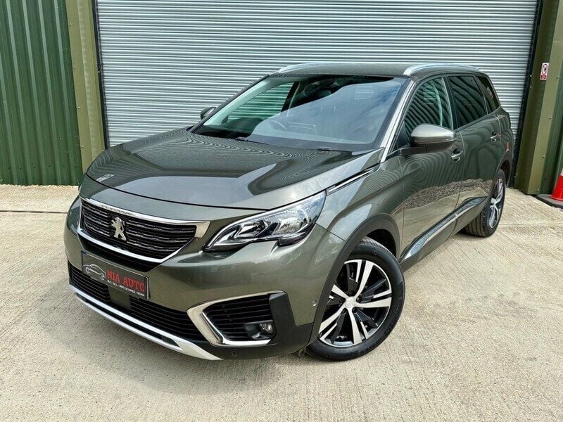 Grey Used 2019 Peugeot 5008 Allure MPV | £9,000 (Fair price) - Image 1/4