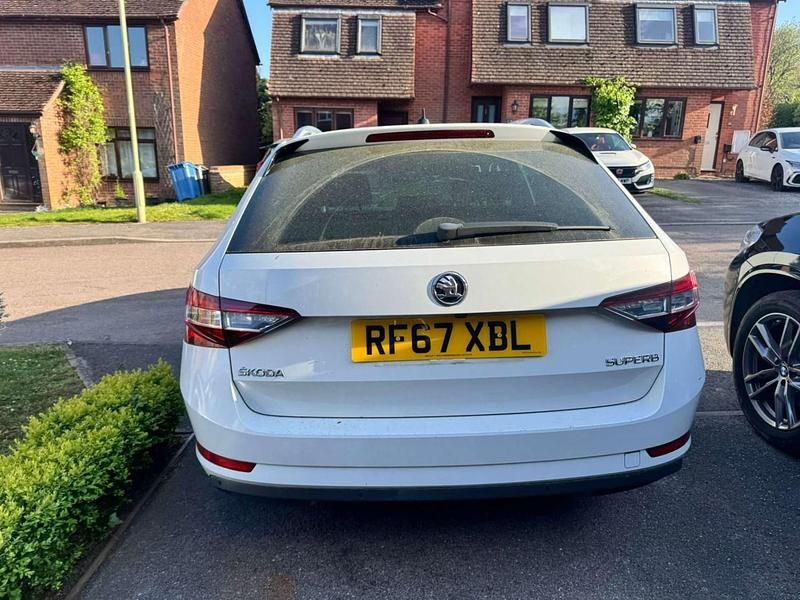 Used Skoda Superb 220 HP (161 kW) 2017 White Estate