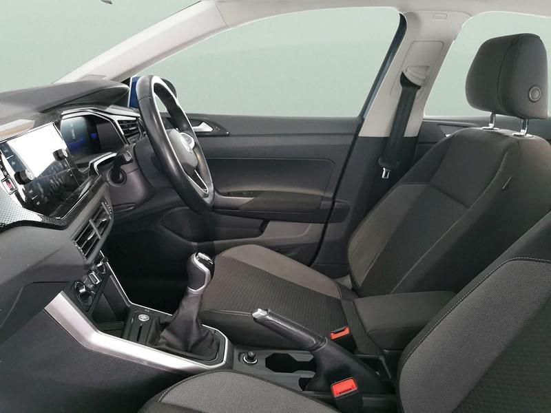 Used VW Taigo Life 95 HP (69 kW) 2022 Blue SUV