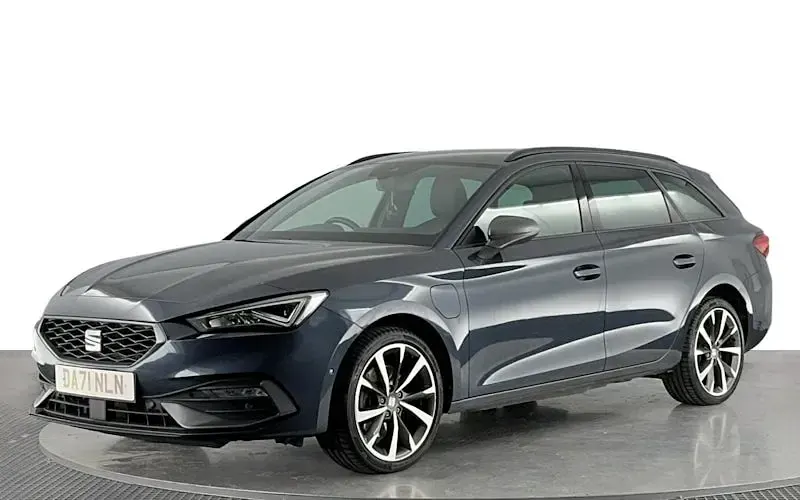 Used Seat Leon FR Sport 204 HP (150 kW) 2023 Estate