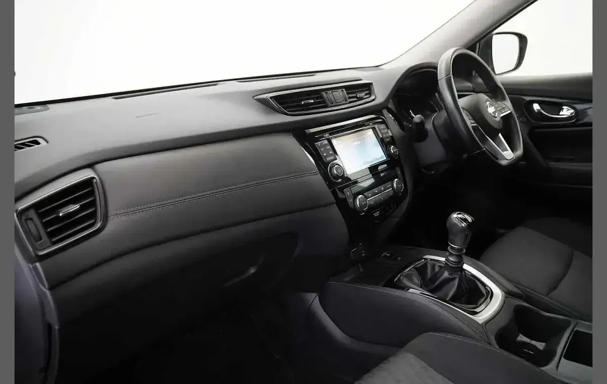 Gebraucht Nissan X-Trail Acenta Premium 150 PS (110 kW) 2019 Weiß SUV