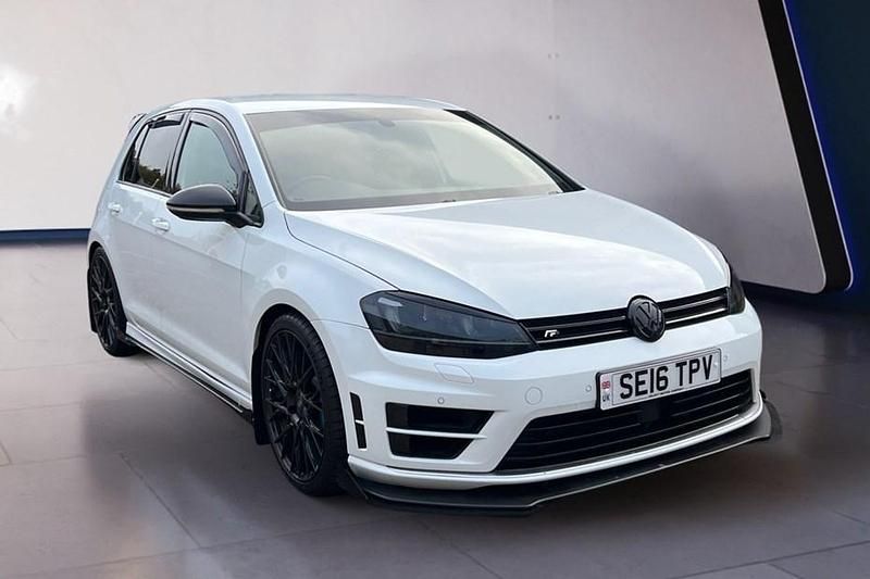 White Used 2016 VW Golf VII R Hatchback | £14,994 (Fair price) - Image 1/1