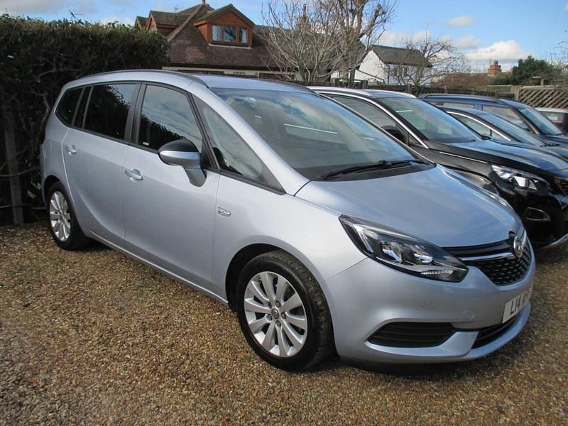 Used Vauxhall Zafira Design Edition 2017 Silver MPV