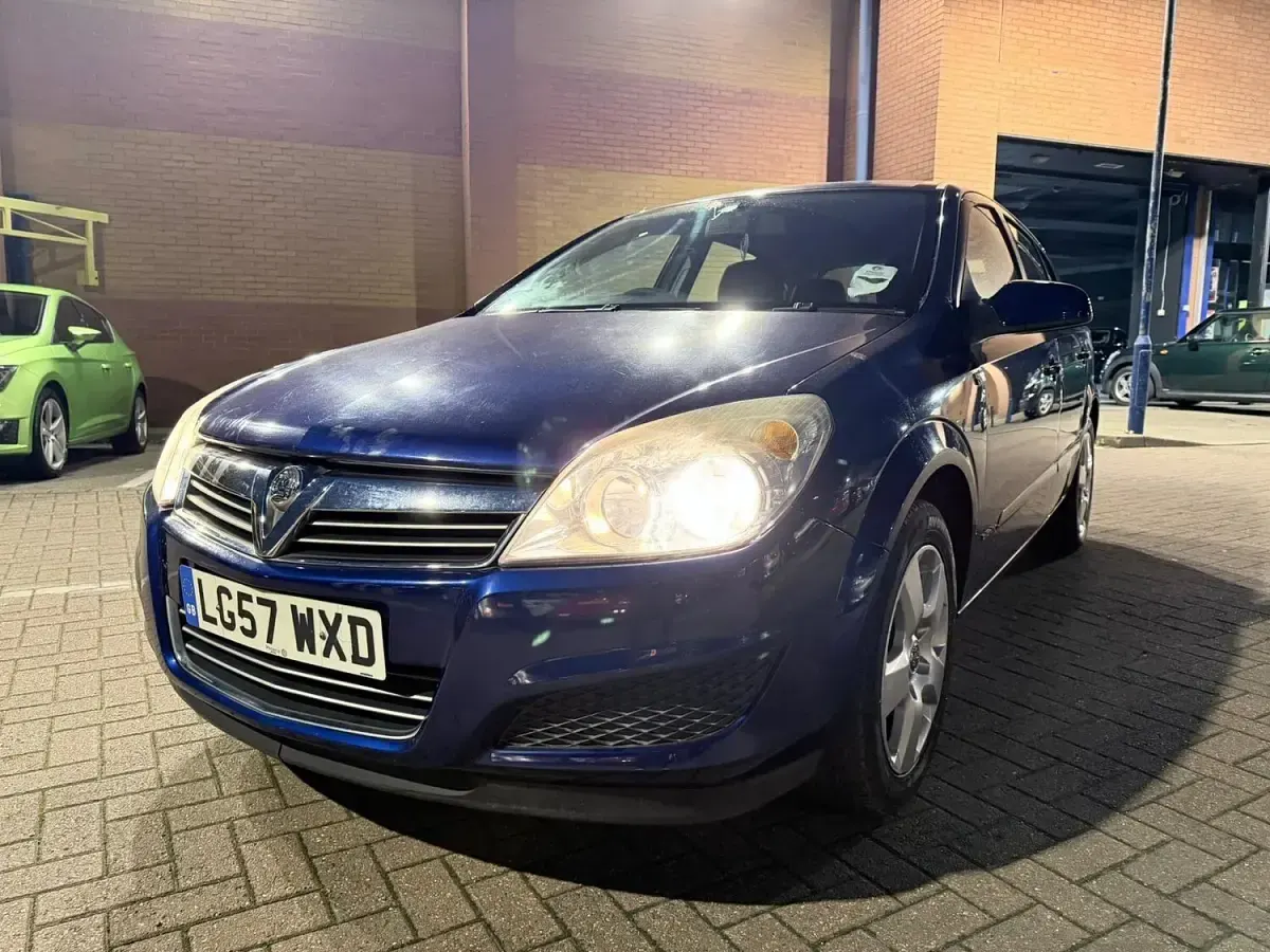 Used Vauxhall Astra 140 HP (102 kW) 2007 Blue Hatchback