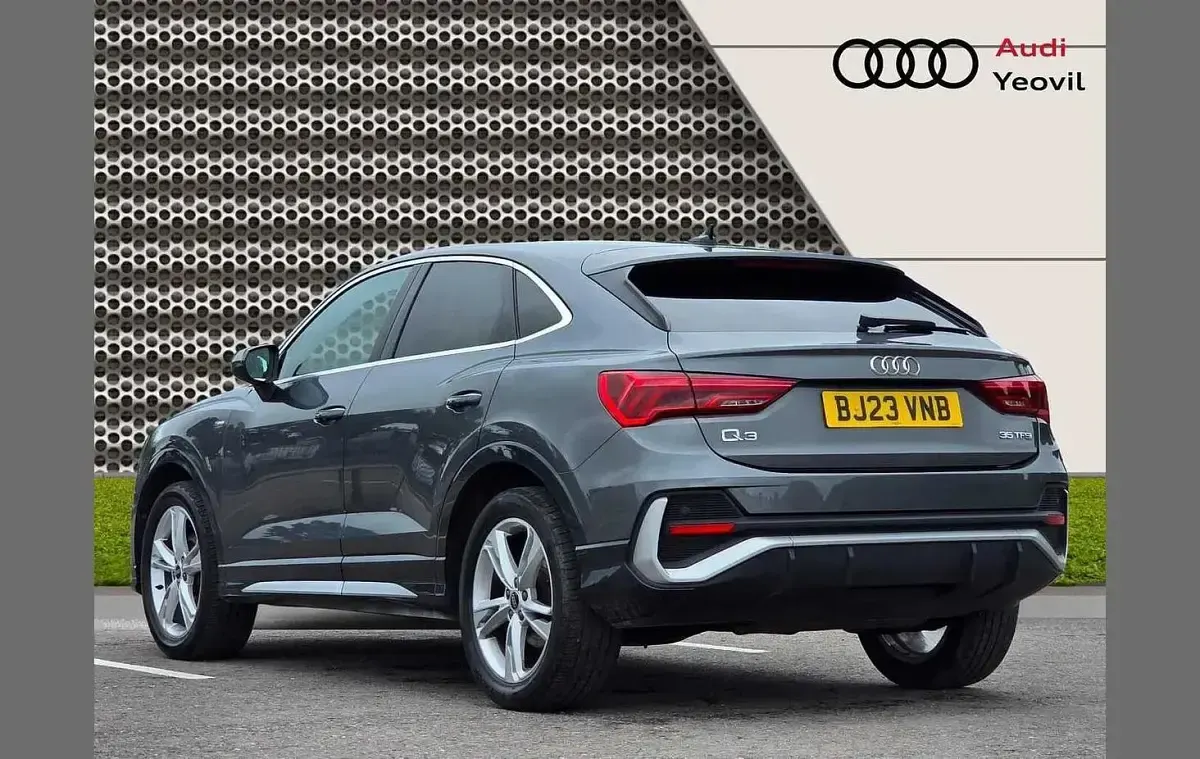 Used Audi Q3 S-Line 150 HP (110 kW) 2023 Grey SUV