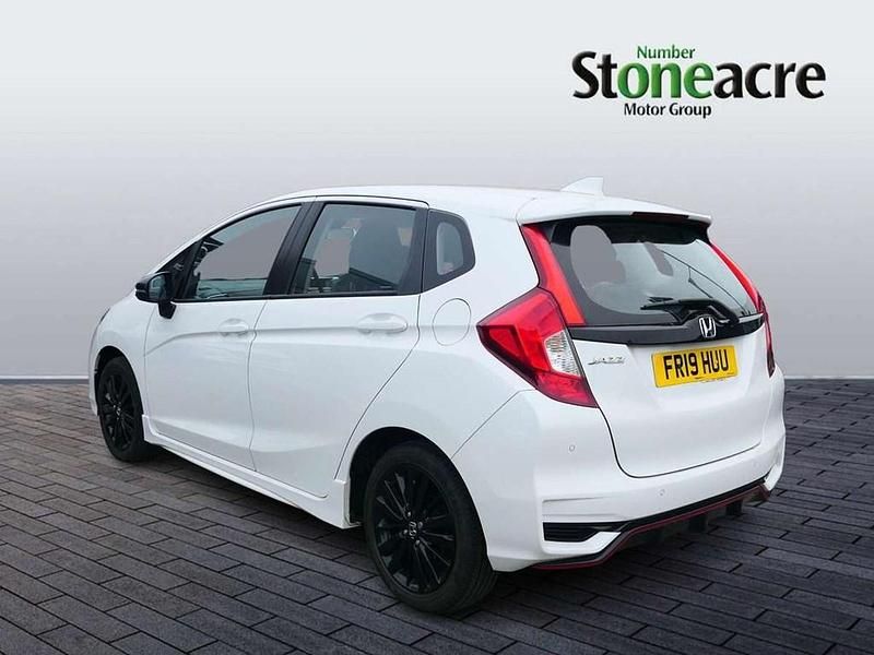 Used Honda Jazz Sport 130 HP (95 kW) 2019 White Hatchback