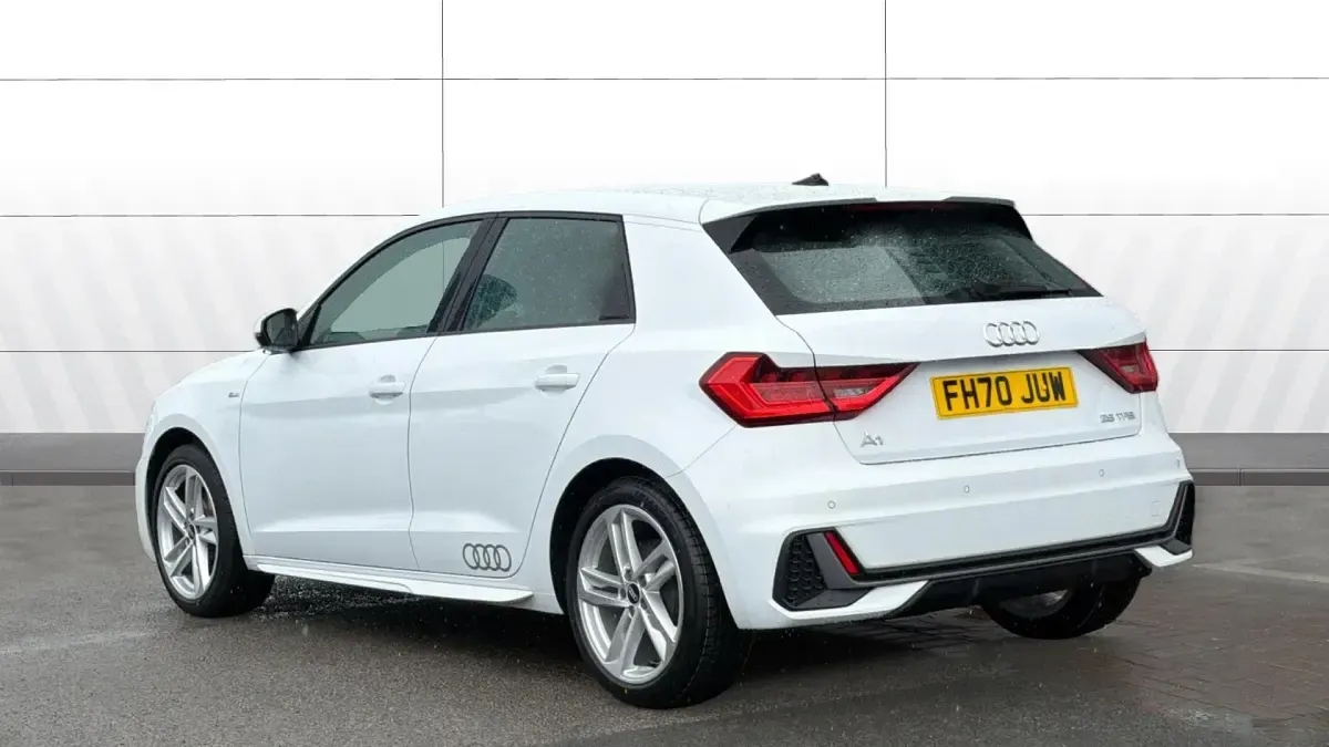 Used Audi A1 S-Line 95 HP (69 kW) 2021 White SUV