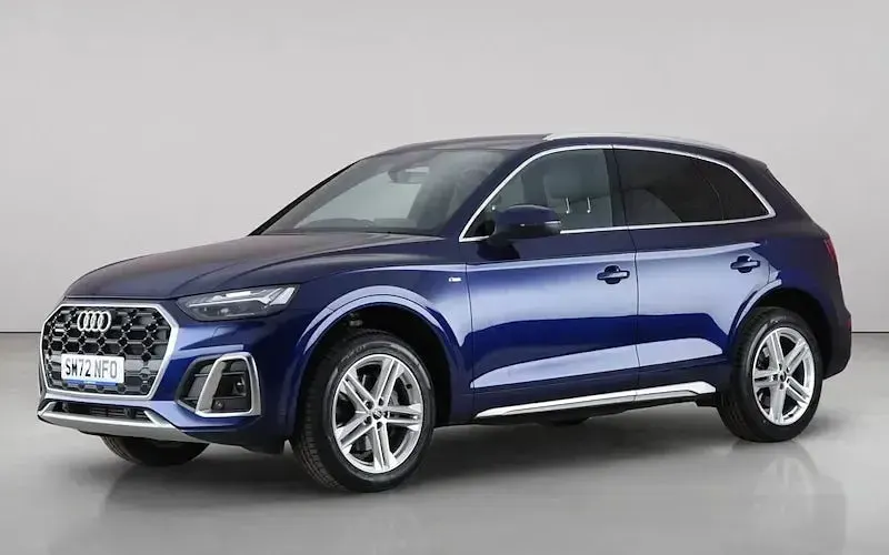 Used Audi Q5 S-Line 265 HP (194 kW) 2023 Blue SUV
