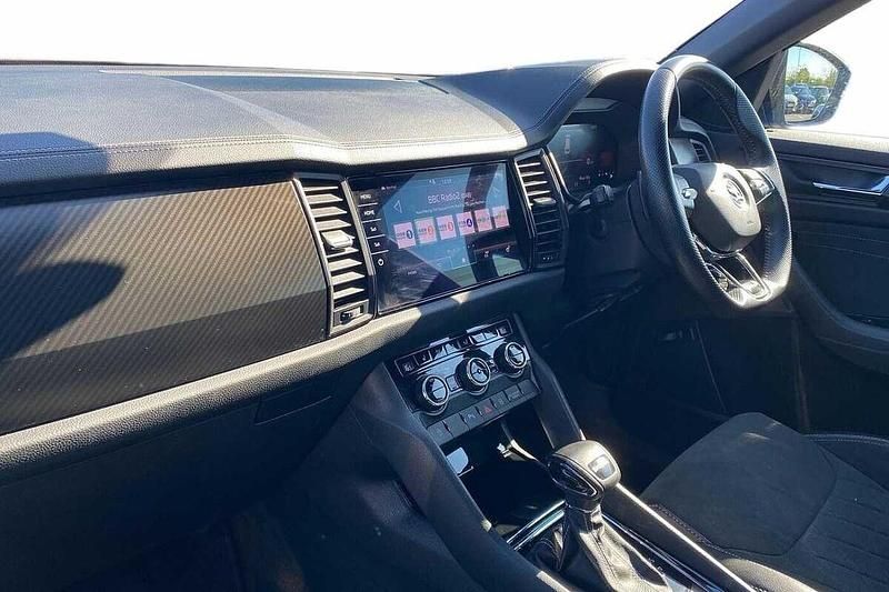 Used Skoda Kodiaq SportLine 110 HP (80 kW) 2023 Race blue metallic SUV