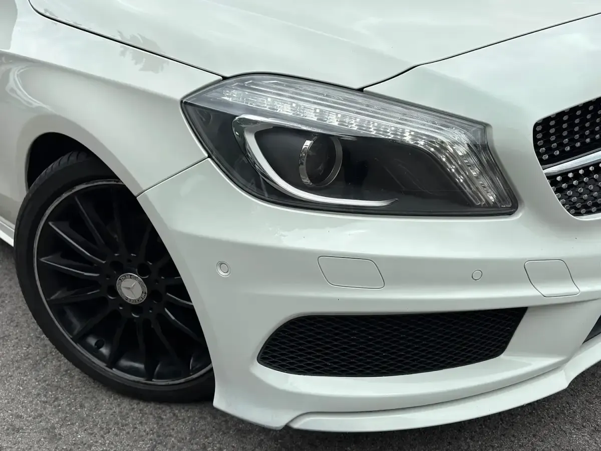 Used Mercedes A180 AMG 2015 White Hatchback