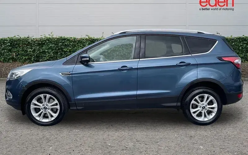 Used Ford Kuga Titanium 150 HP (110 kW) 2018 Blue SUV