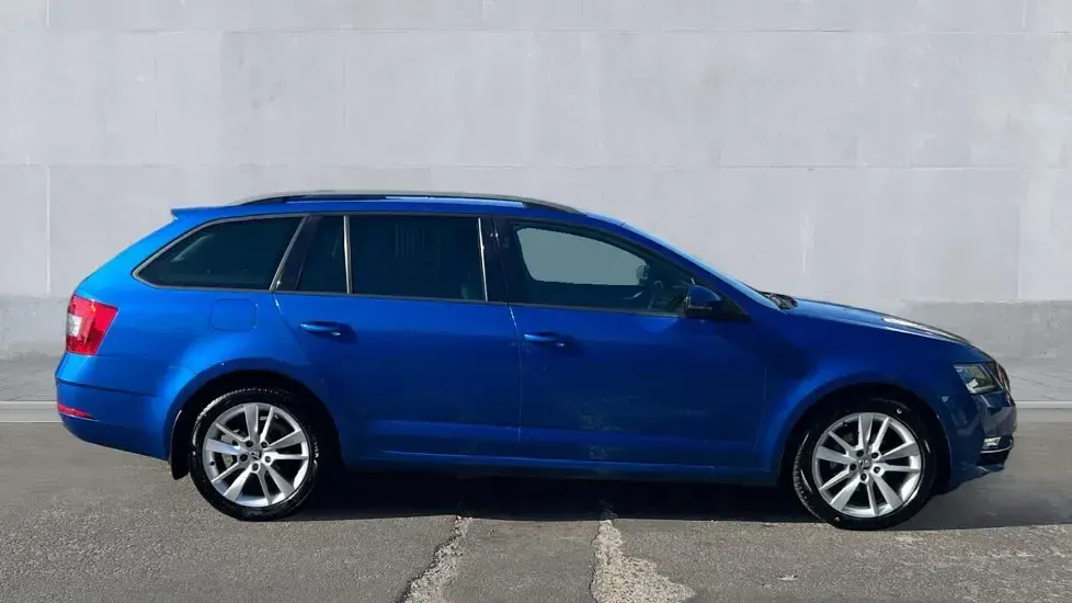 Used Skoda Octavia SE L 115 HP (84 kW) 2018 Blue