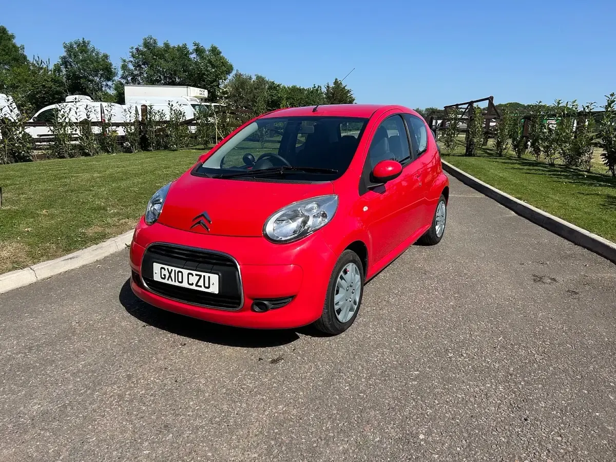 Begagnad Citroën C1 VTR Sport 68 HK (50 kW) 2010 Röd Halvkombi