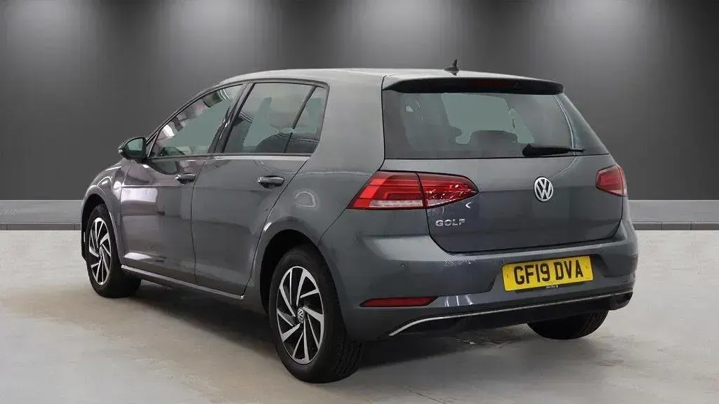 Used VW Golf VII Match 115 HP (84 kW) 2019 Grey Hatchback