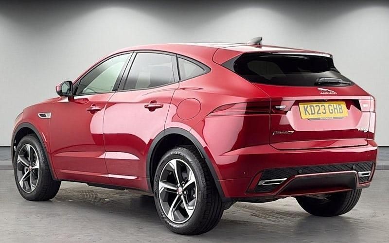 Usado Jaguar E-Pace R-Dynamic 309 HP (227 kW) 2022 Vermelho SUV