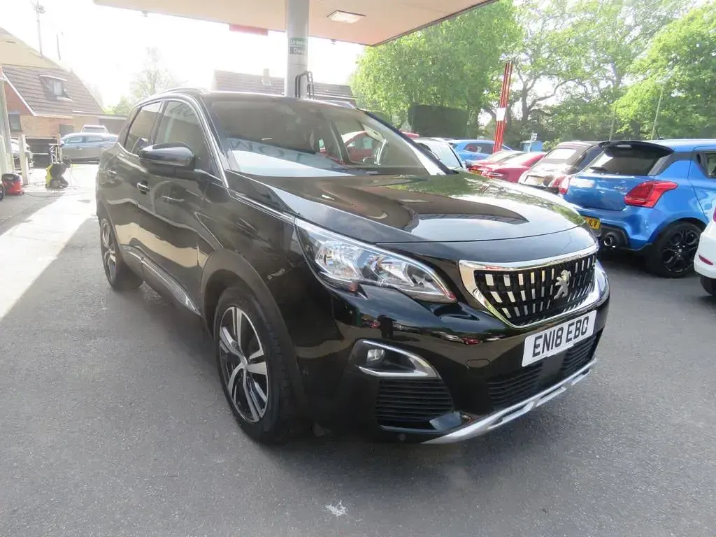 Used Peugeot 3008 Allure 130 HP (95 kW) 2018 Black SUV