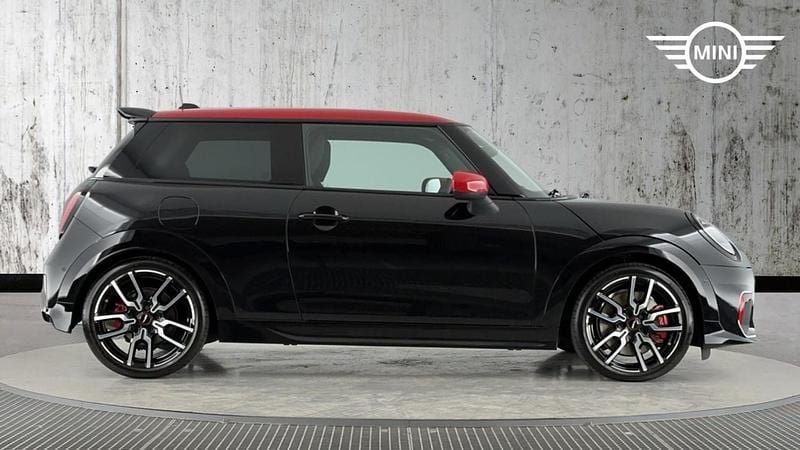 Used Mini John Cooper Works Hatch 228 HP (167 kW) 2025 Black Hatchback