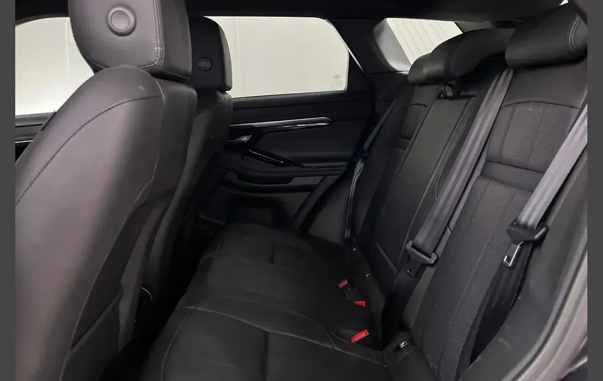 Used Land Rover Range Rover evoque SE Dynamic 203 HP (149 kW) 2023 Grey SUV