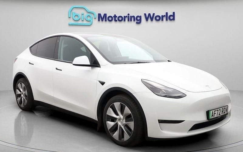 Used 2025 Tesla Model Y Long Range AWD SUV | £25,400 (Super price) - Image 1/4