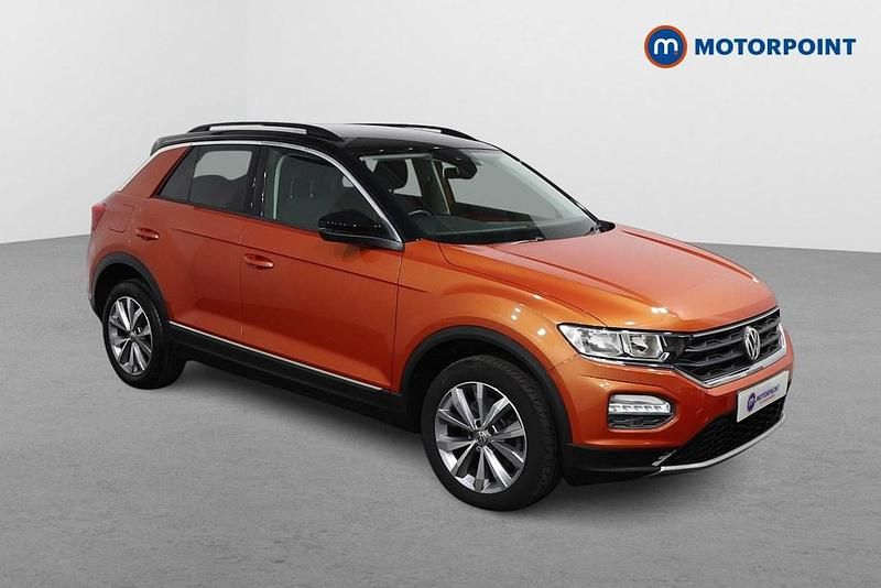 Orange Used 2018 VW T-Roc Design SUV | £15,099 (Fair price) - Image 1/4