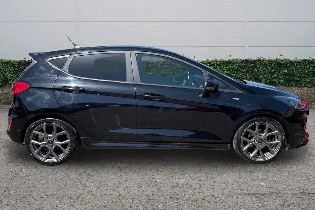 Used Ford Fiesta ST-Line 125 HP (91 kW) 2022 Black Hatchback