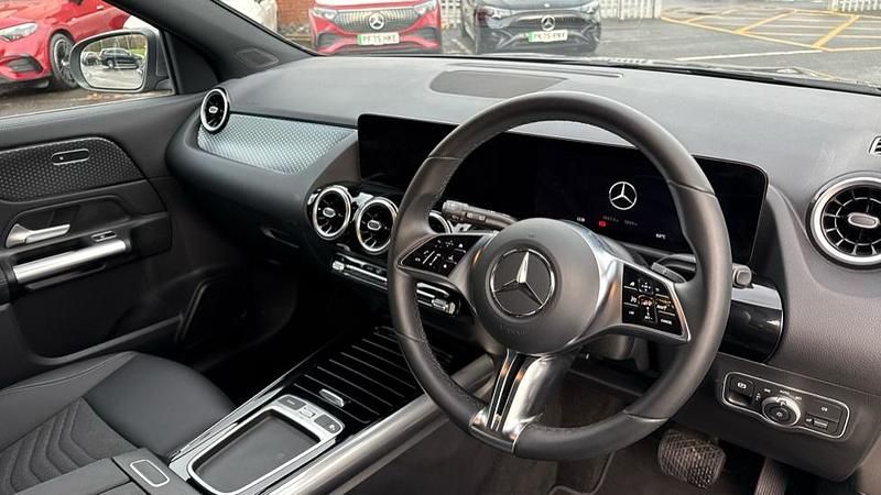 Used Mercedes GLA200 Executive 150 HP (110 kW) 2025 Mountain grey metallic SUV