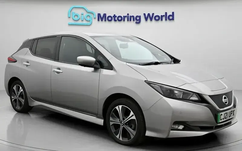 Used Nissan Leaf N-Connecta 160 kW (218 HP) 2021 Hatchback