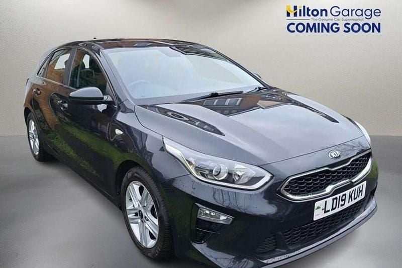 Used Kia Ceed 114 HP (83 kW) 2019 Black Hatchback