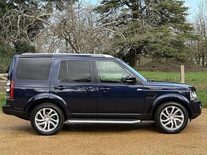 Used Land Rover Discovery 4 Landmark 256 HP (188 kW) 2016 Blue SUV