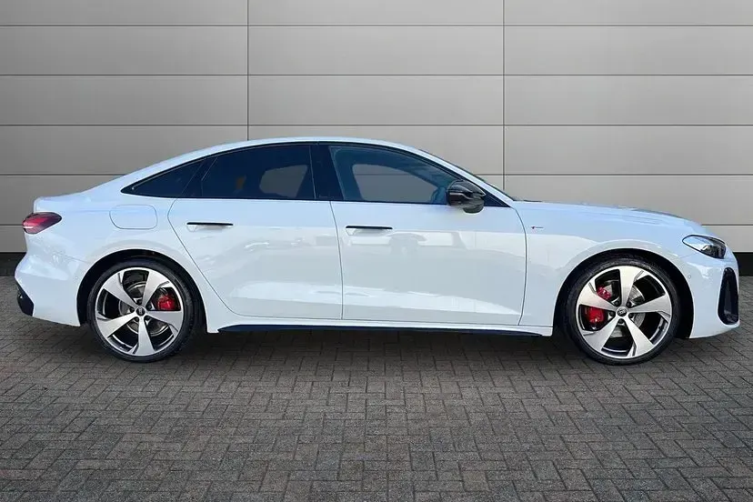 Used Audi A5 Advanced 150 HP (110 kW) 2026 Glacier white Sedan