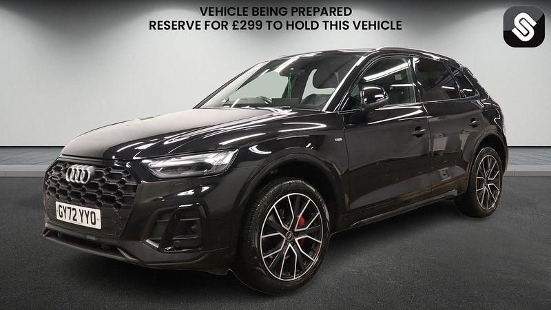 Used Audi Q5 204 HP (150 kW) 2022 Mythos black metallic/mythos black metallic SUV