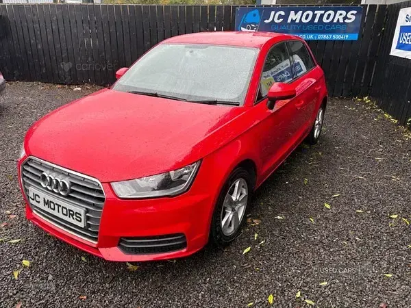 Usado Audi A1 116 HP (85 kW) 2015 Vermelho Citadino