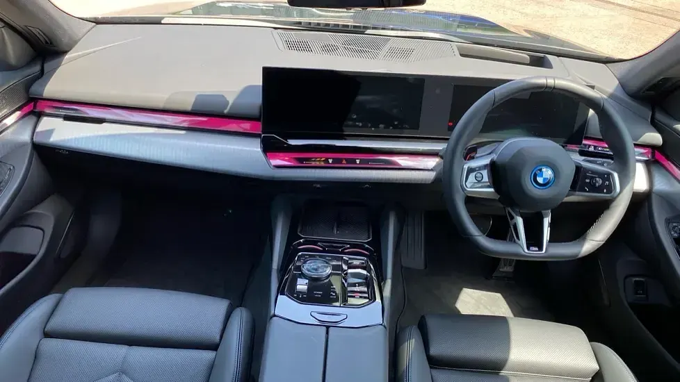 Used BMW i5 M Sport 250 kW (340 HP) 2026 Black Estate