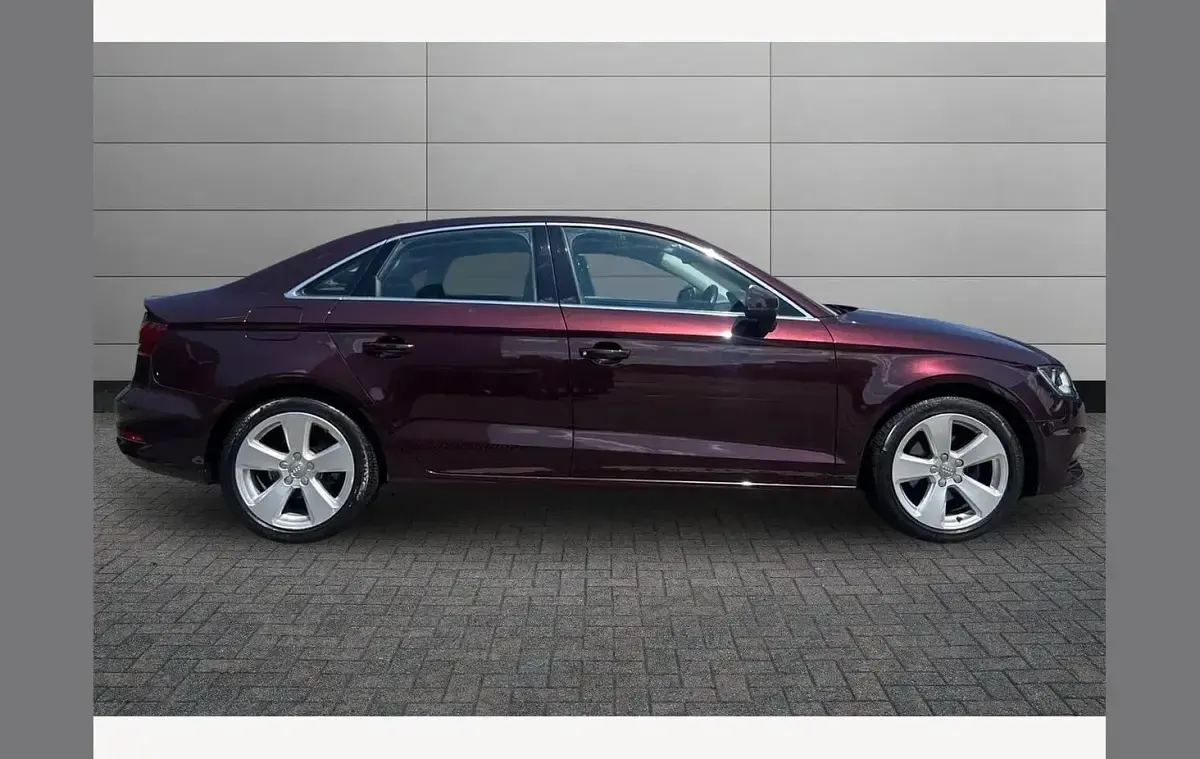 Used Audi A3 Sport 150 HP (110 kW) 2016 Red Sedan