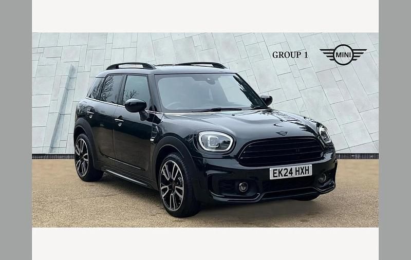 Used Mini Cooper Countryman Comfort 136 HP (100 kW) 2024 Black SUV