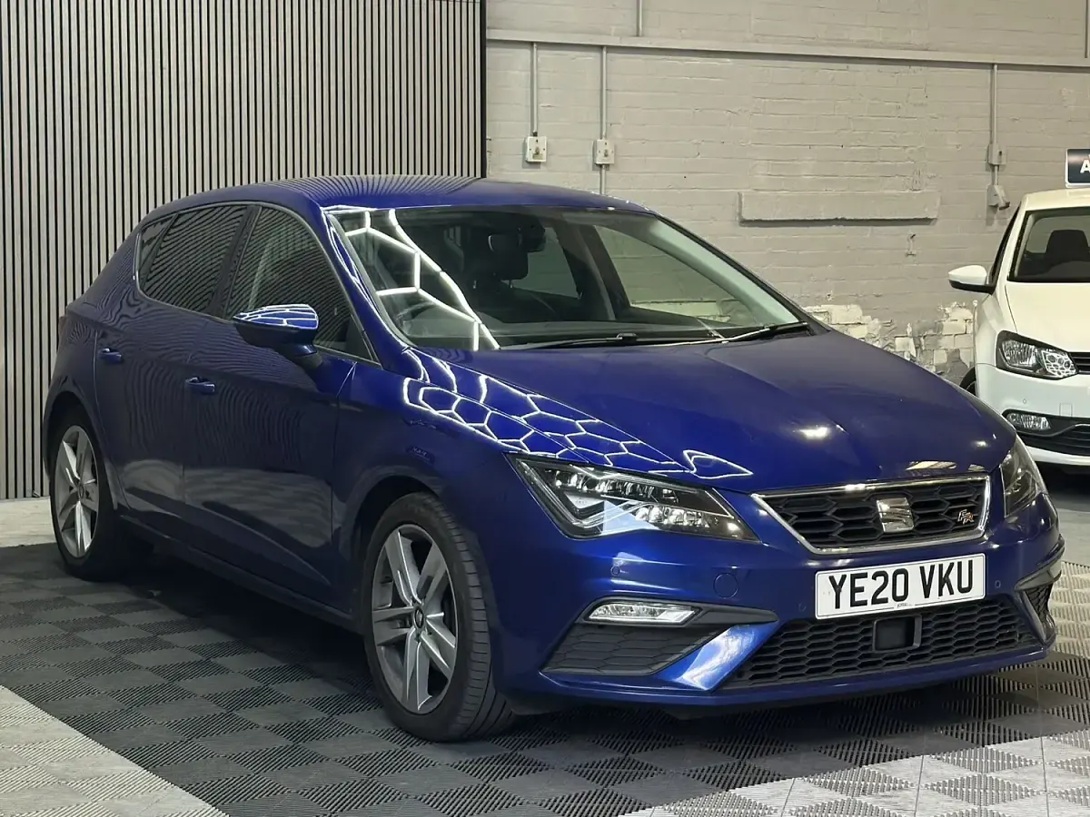 Used Seat Leon FR 130 HP (95 kW) 2020 Blue Hatchback