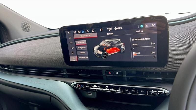 Used Fiat 500e 85 kW (116 HP) 2025 Green Hatchback