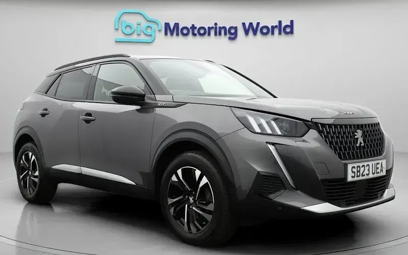 Used Peugeot 2008 GT 131 HP (96 kW) 2023 SUV