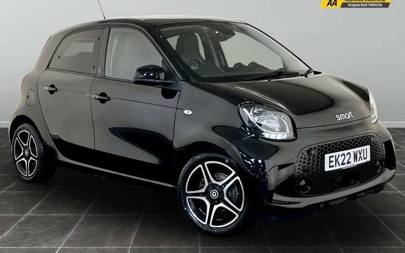 Black Used 2022 Smart ForFour Electric Drive Premium Hatchback | £8,495 (Fair price) - Image 1/2