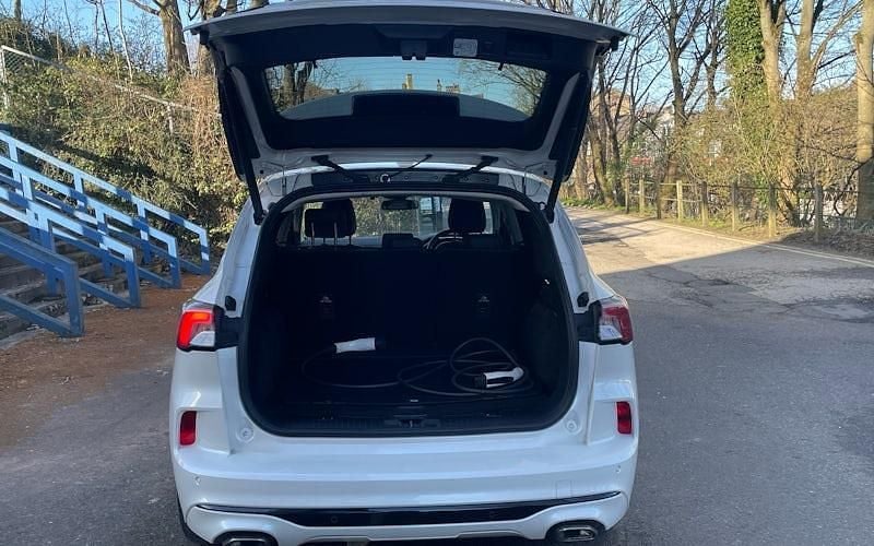 Used Ford Kuga Vignale 224 HP (164 kW) 2023 SUV