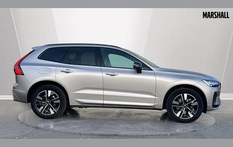Used Volvo XC60 Plus 247 HP (181 kW) 2025 Other SUV