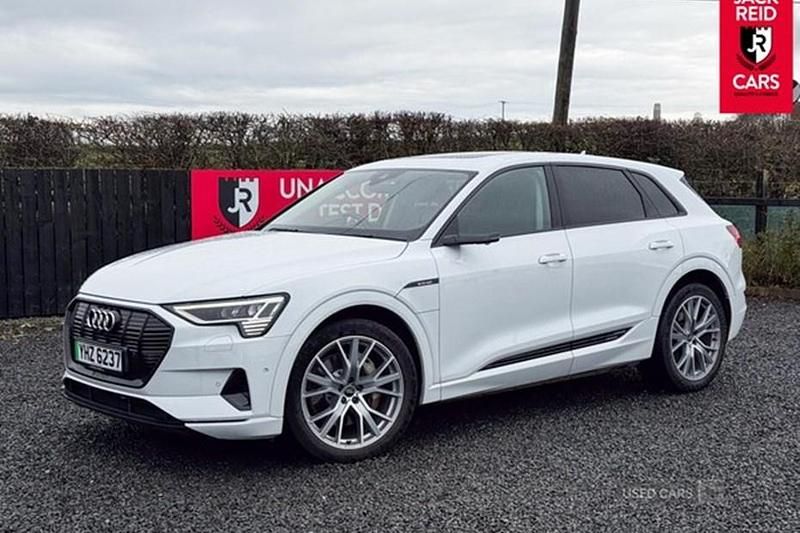 White Used 2020 Audi e-tron Advanced SUV | £23,999 - Image 1/1
