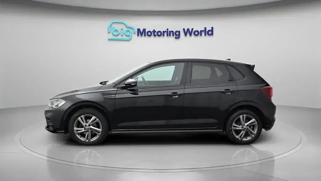 Used VW Polo R-line 95 HP (69 kW) 2022 Black Hatchback