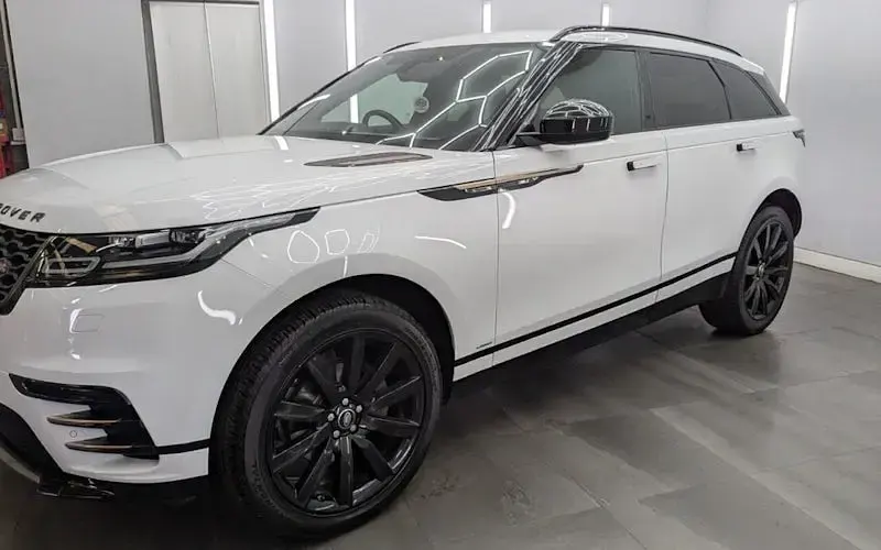 Used Land Rover Range Rover Velar R-Dynamic 179 HP (131 kW) 2020 SUV