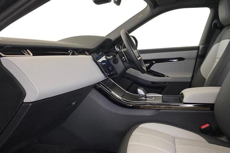 Used Land Rover Range Rover evoque 204 HP (150 kW) 2025 Santorini black SUV