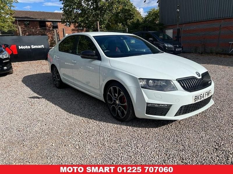 White Used 2014 Skoda Octavia vRS Hatchback | £4,995 - Image 1/4