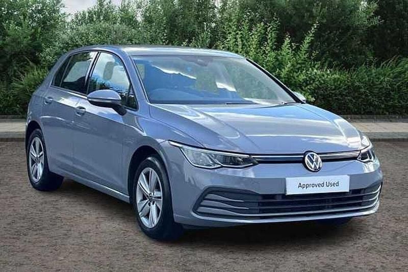 Moonstone grey Used 2022 VW Golf VIII Life Hatchback | £18,295 (Fair price) - Image 1/4