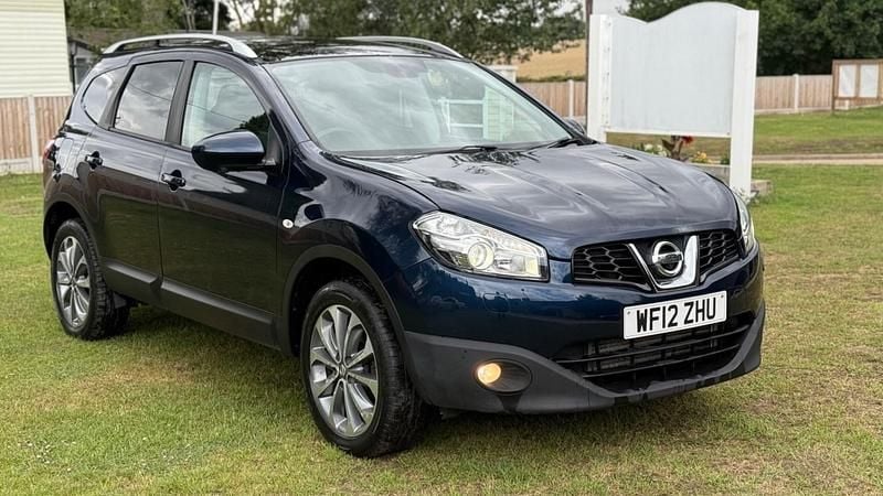 Blue Used 2012 Nissan Qashqai +2 Tekna SUV | £3,950 (Fair price) - Image 1/4