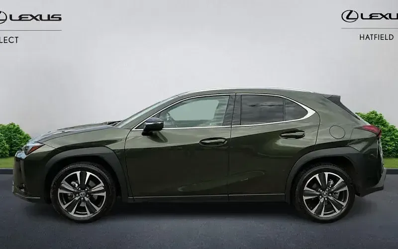 Used Lexus UX 199 HP (146 kW) 2025 Green SUV